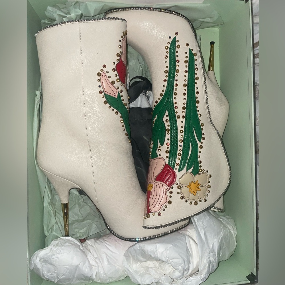 Gucci cactus boots